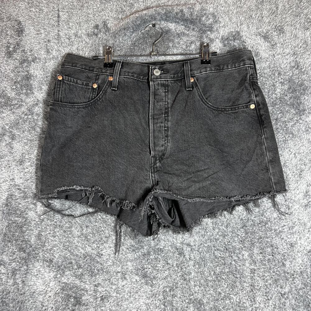 Levi's Shorts Womens Waist 33 Black Cut-Off 2 Inseam Denim 501 Casual Summer